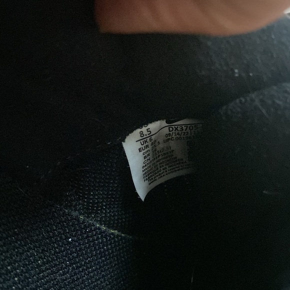 Nike Women’s Air Max Sneakers- Size 8.5 - Picture 10 of 14